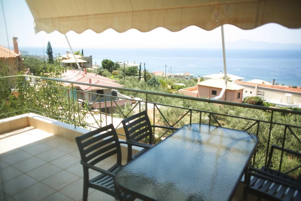 Galini Apartments Kalamata Esterno foto