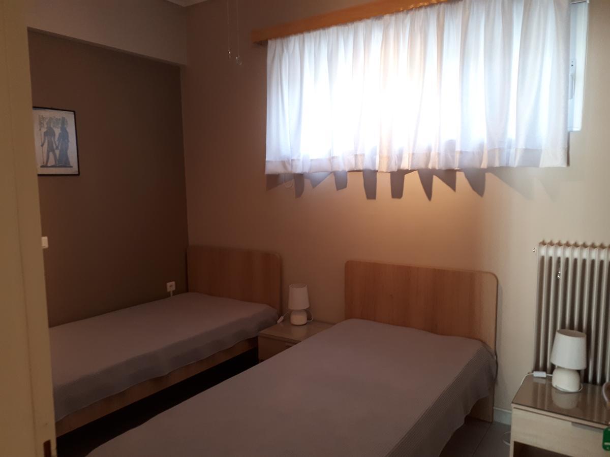 Galini Apartments Kalamata Esterno foto