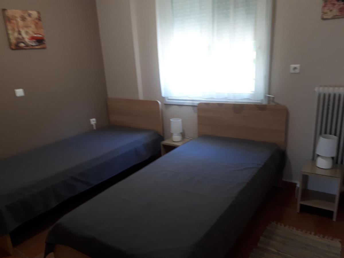 Galini Apartments Kalamata Esterno foto