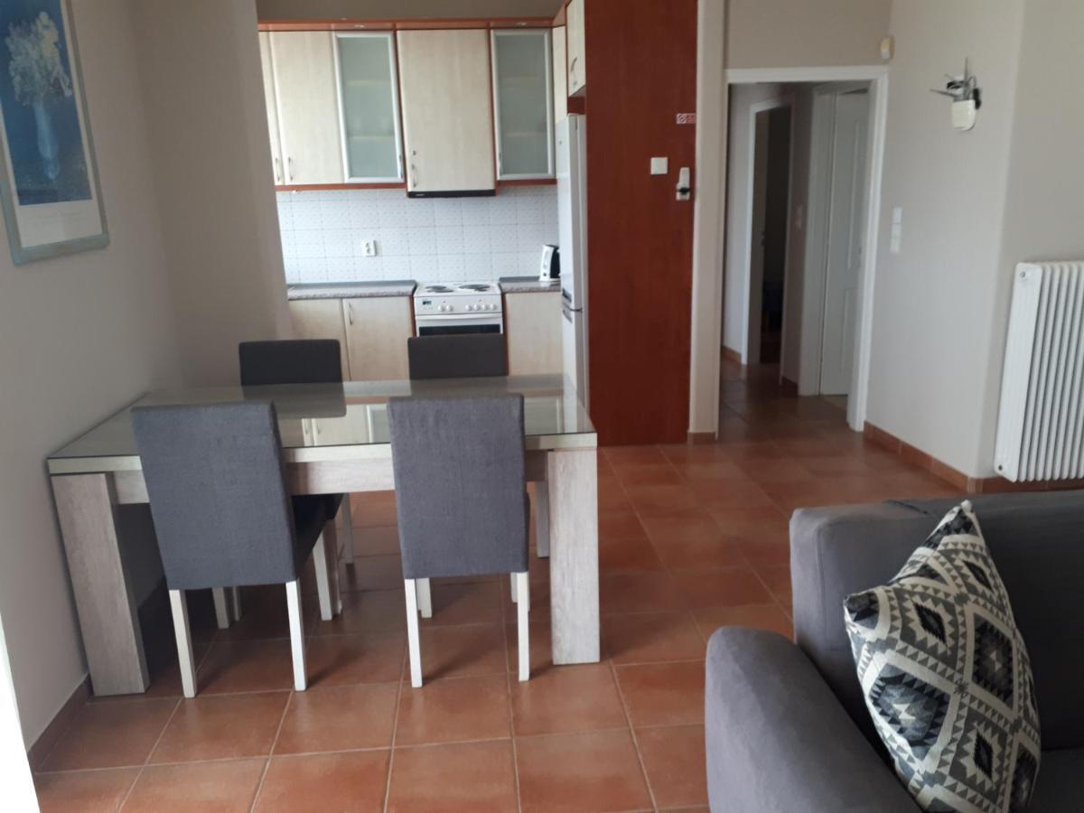 Galini Apartments Kalamata Esterno foto